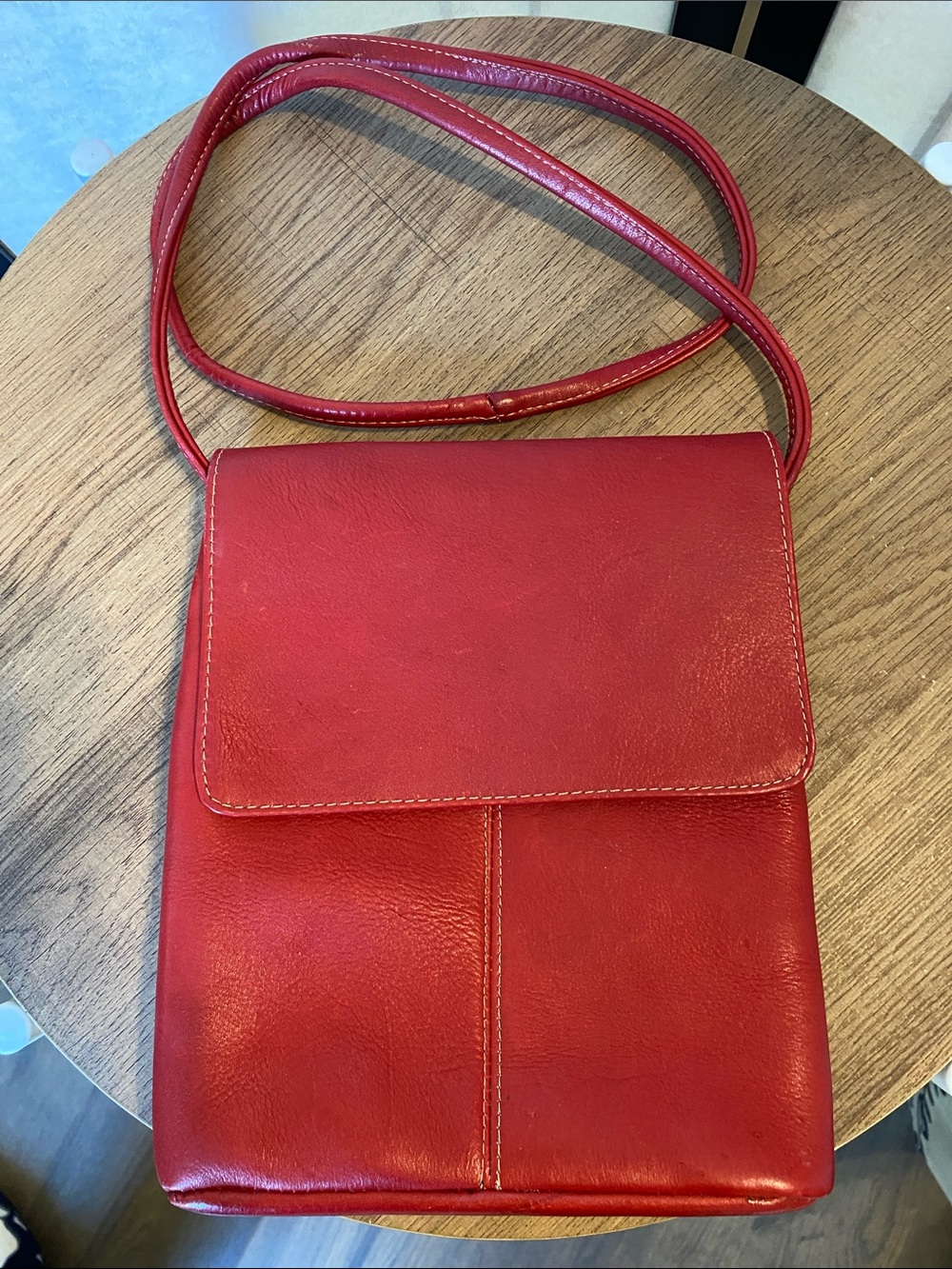 Le Donne Red Leather purse